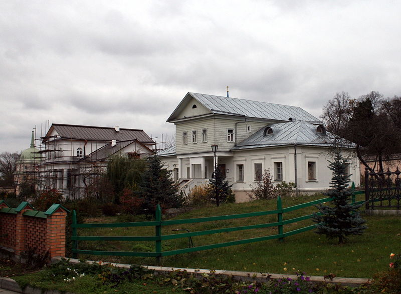 Файл:Ru kaluga region optina home 08.jpg