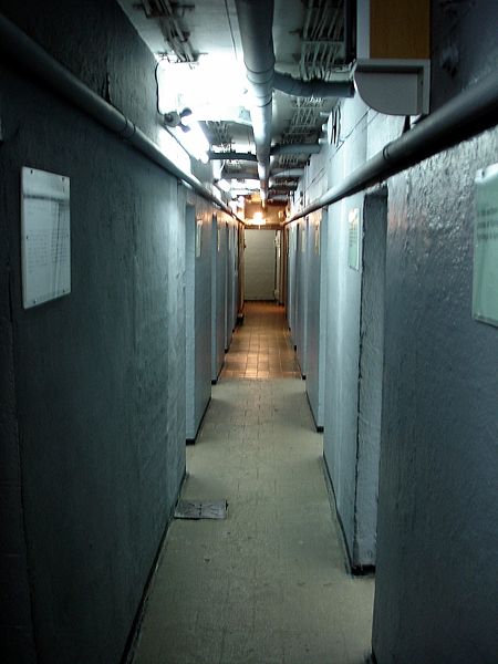 Файл:Ru kaliningrad bunker ljascha koridor 08.jpg