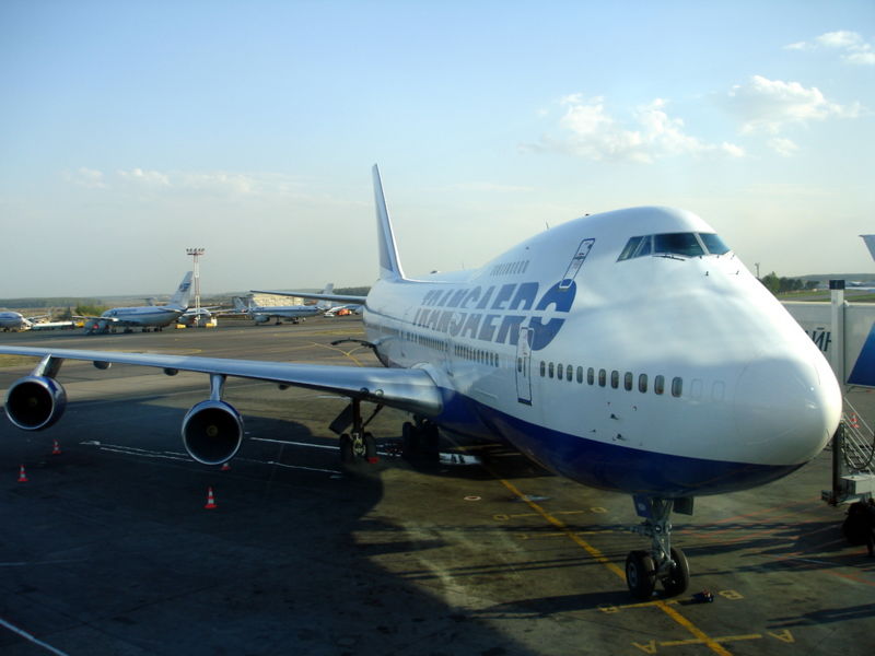 Файл:Ru moscow transaero 747 domodedovo 06.jpg