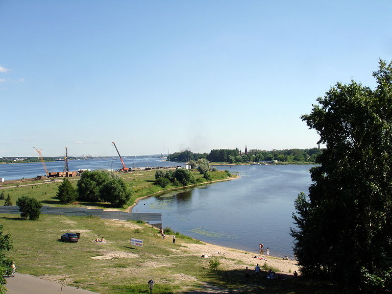 Файл:Ru yaroslavl strelka volga kotorosl 08.jpg