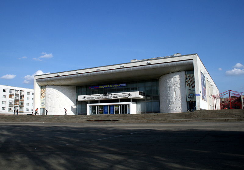 Файл:Ru orel academtheather turgeneva 08.jpg