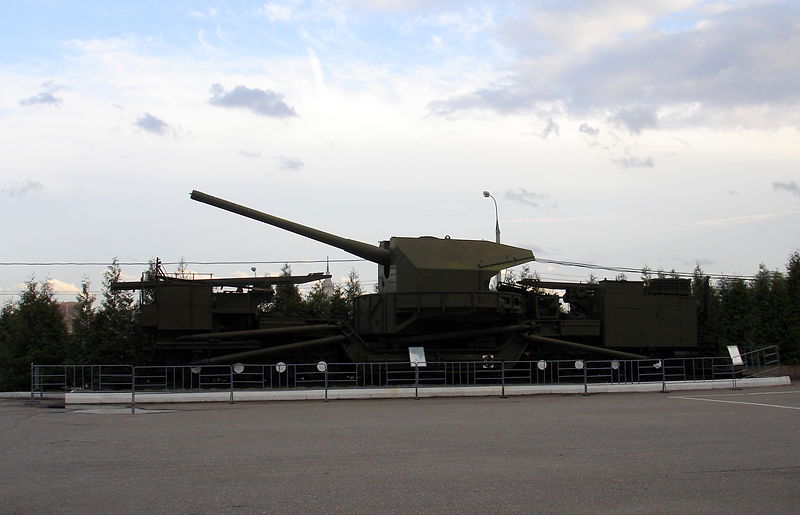 Файл:Ru moscow war museum tehnika artillerijskij bronetransporter 08.JPG