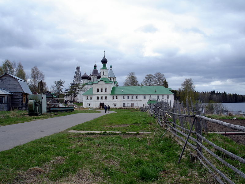 Файл:Ru arh region antoniev sijsky monastery view 08.JPG
