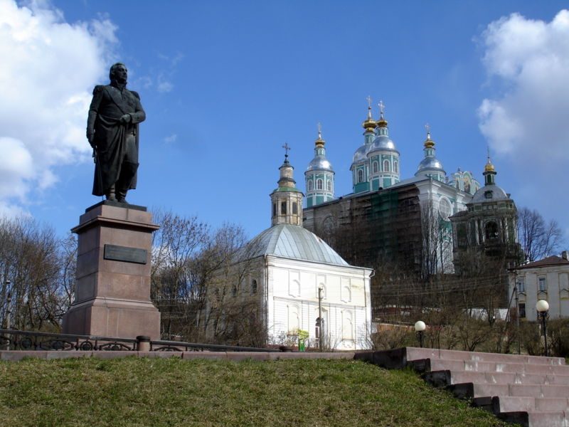 Файл:Ru smolensk kutuzov monument 07.JPG