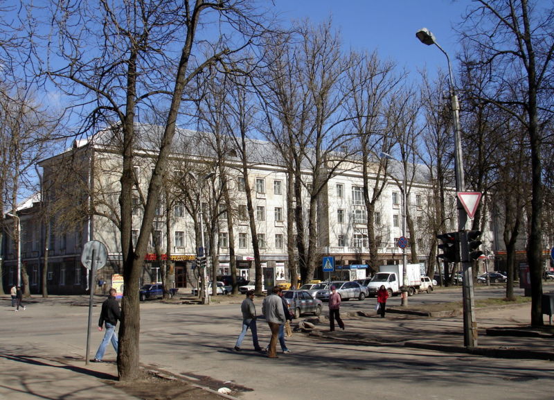 Файл:Ru pskov hotel oktjabrskaja 07.JPG