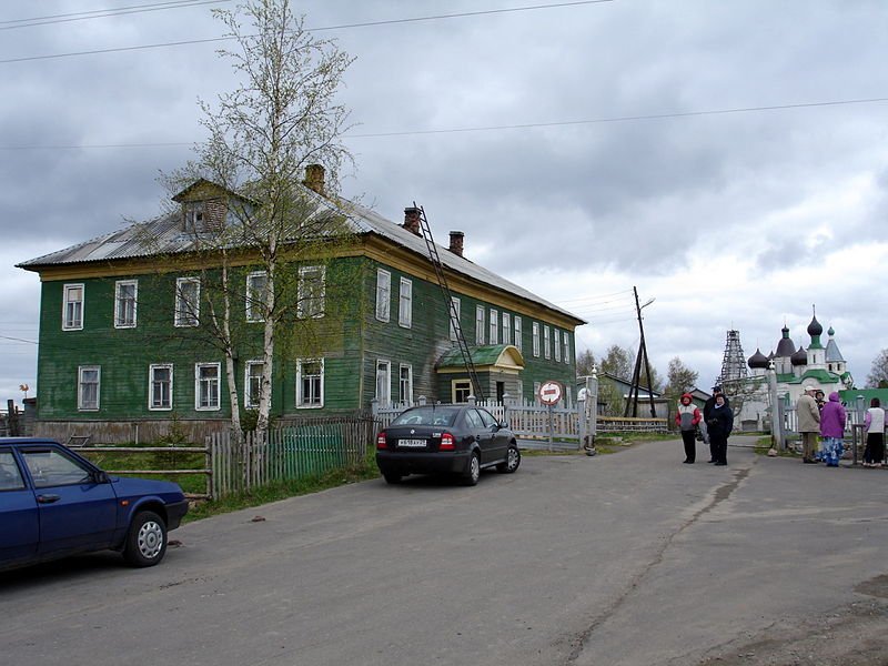 Файл:Ru arh region antoniev sijsky monastery old hotel 08.JPG