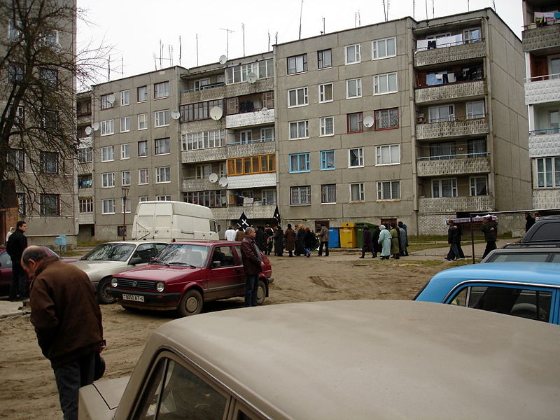 Файл:By mosty katolik pohoronnaja processija 07.JPG