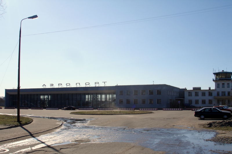 Файл:Ru pskov air port 07.JPG