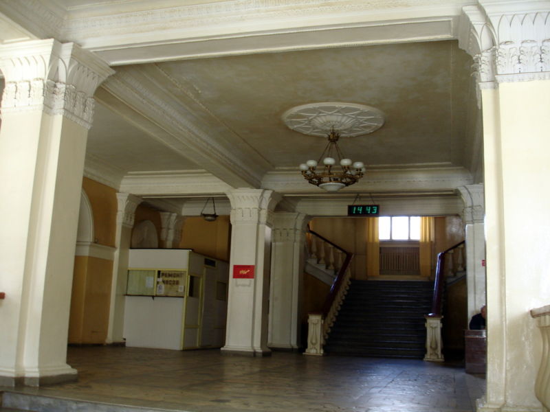 Файл:Ru smolensk hotel smolensk vestibul 07.JPG