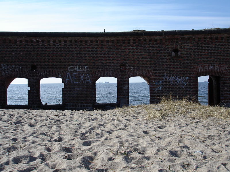 Файл:Ru baltiysk kosa fort zapadnja ruine 4 08.jpg