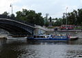 Ru moscow river vod kanal bolotnaja nabereznaja luzkov bridge pri4al 08.jpg