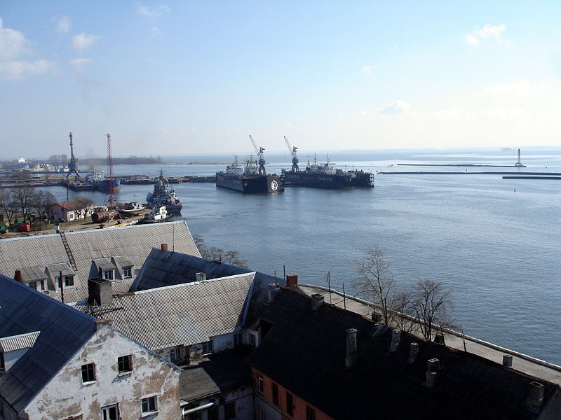 Файл:Ru baltiysk port panorama 08.jpg