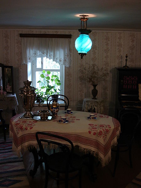 Файл:Ru ples luna4arskogo street museum levitana room 08.jpg
