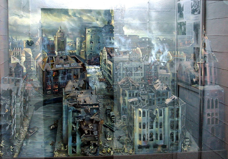 Файл:Ru kaliningrad bunker ljascha diorama center 08.jpg