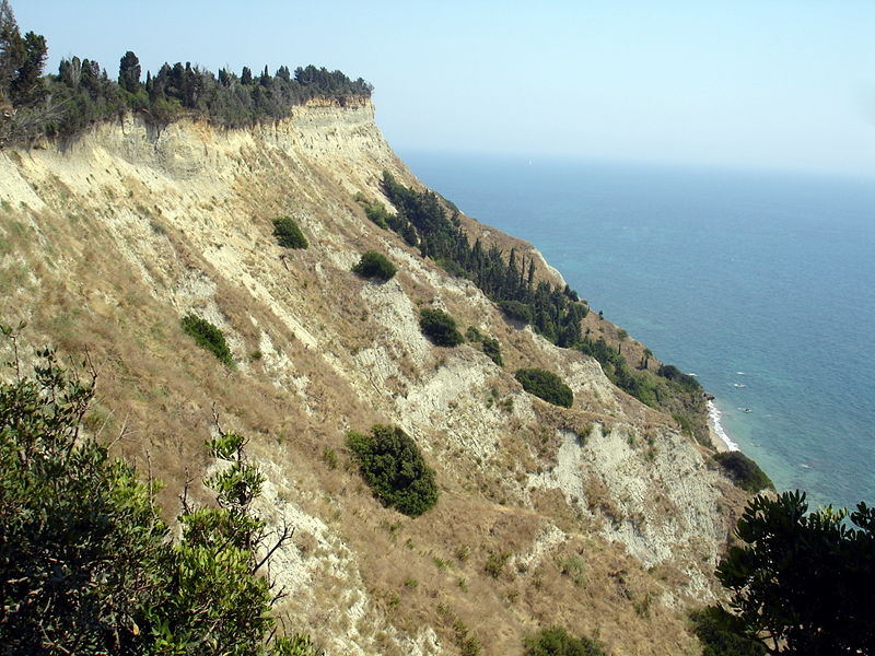 Файл:Gr corfu asprokabos mys 07.JPG