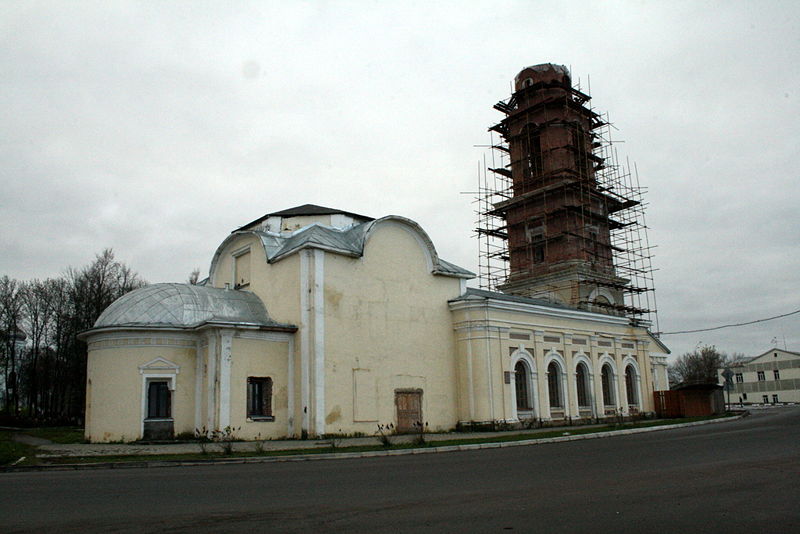 Файл:Ru malojaroslavec lenin square church kazanskaja 08.jpg