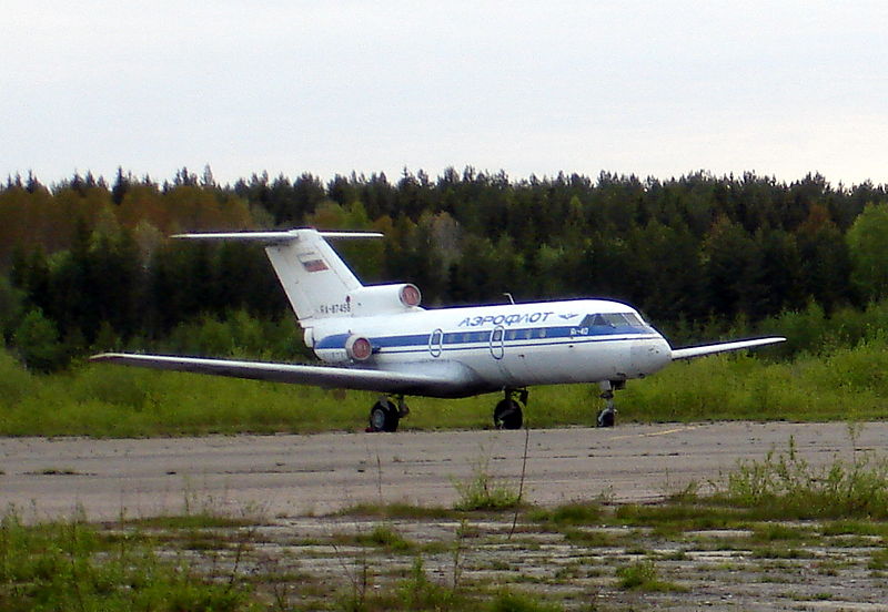 Файл:Ru kotlas yak 40 aeroflot 08.JPG