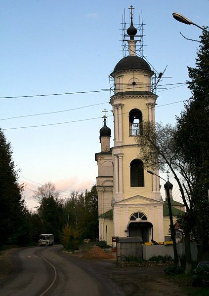 Файл:Ru borovsk kommunisti4eskaja street church borisa i gleba 08.jpg