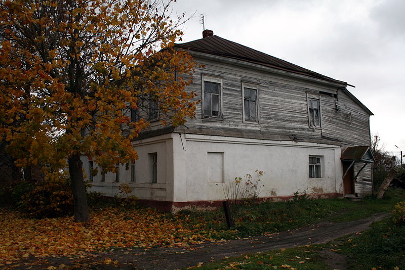 Файл:Ru kaluga region peremyshl old home kommunarov street 08.jpg
