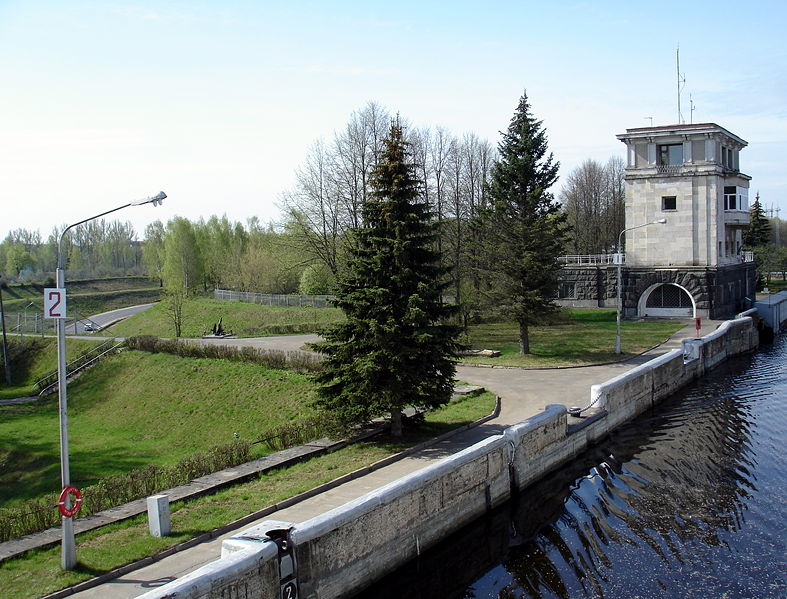 Файл:Ru moscow region dubna canal sluz 1 tunnel 08.jpg