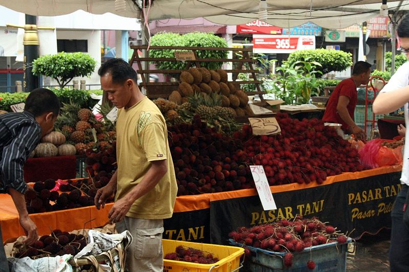 Файл:MY Djohor Baru Fruit Market.jpg