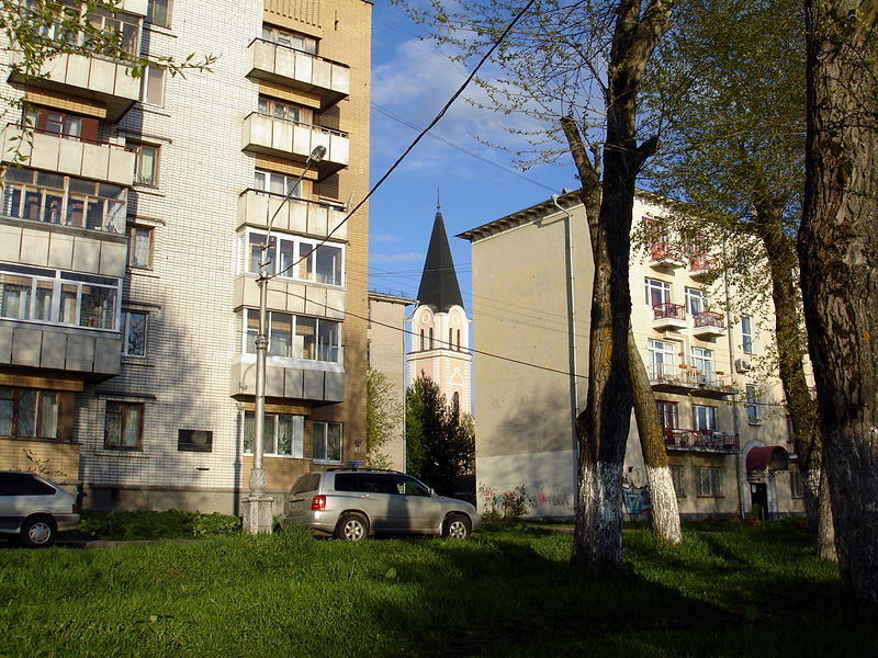 Файл:Ru arkhangelsk kirha sv ekateriny pomorska filarmonia view nab s dviny 08.JPG