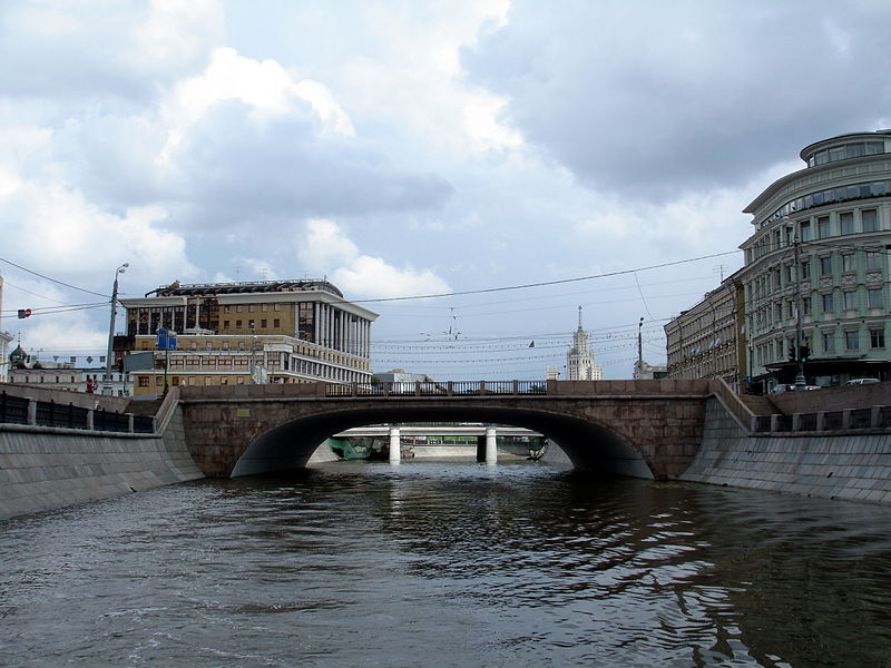Файл:Ru moscow river vod kanal bridge middl moskvorecki 08.jpg