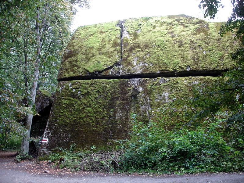 Файл:Pl wolfsschanze bunker geringa 09.jpg
