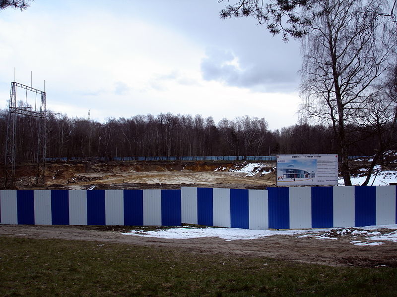 Файл:Ru svetlogorsk teather estrady strojka 08.jpg